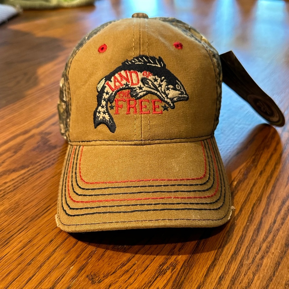 ⭐️NWT⭐️ Reeltree Hat